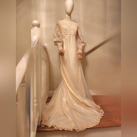 Vintage Wedding Dress NEW PICS! SIZE 1O❤️🩷❤️ - Picture 15 of 16